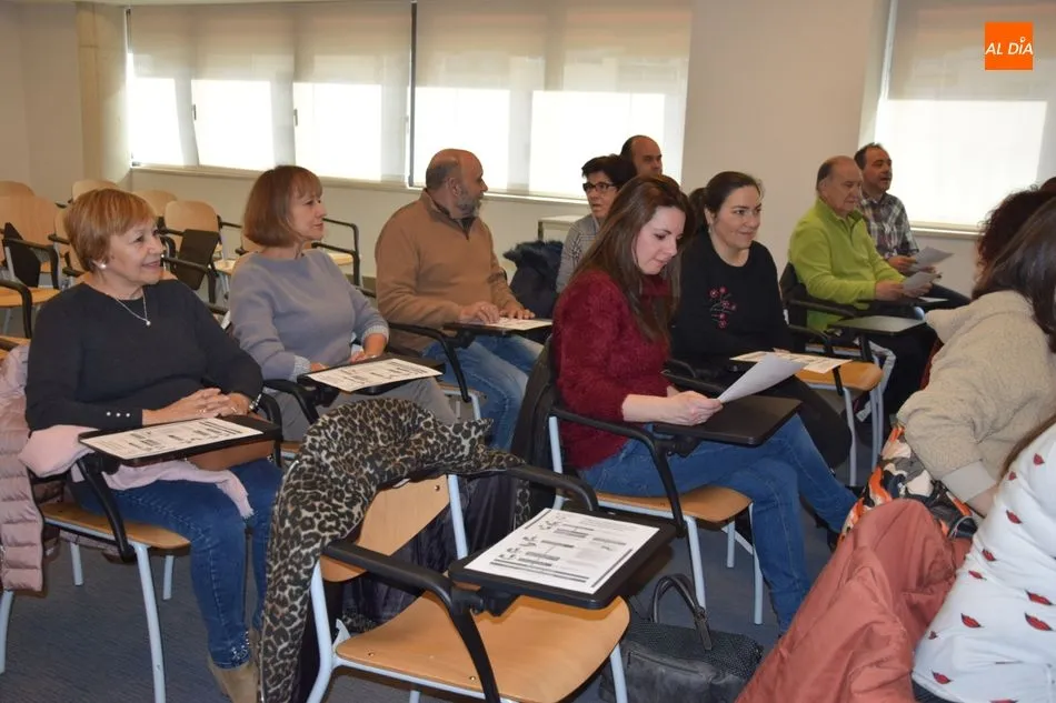 Foto 7 - La Asociaci&oacute;n El Paciente Experto imparte el primer curso &lsquo;RCP y uso del desfibrilador&rsquo;