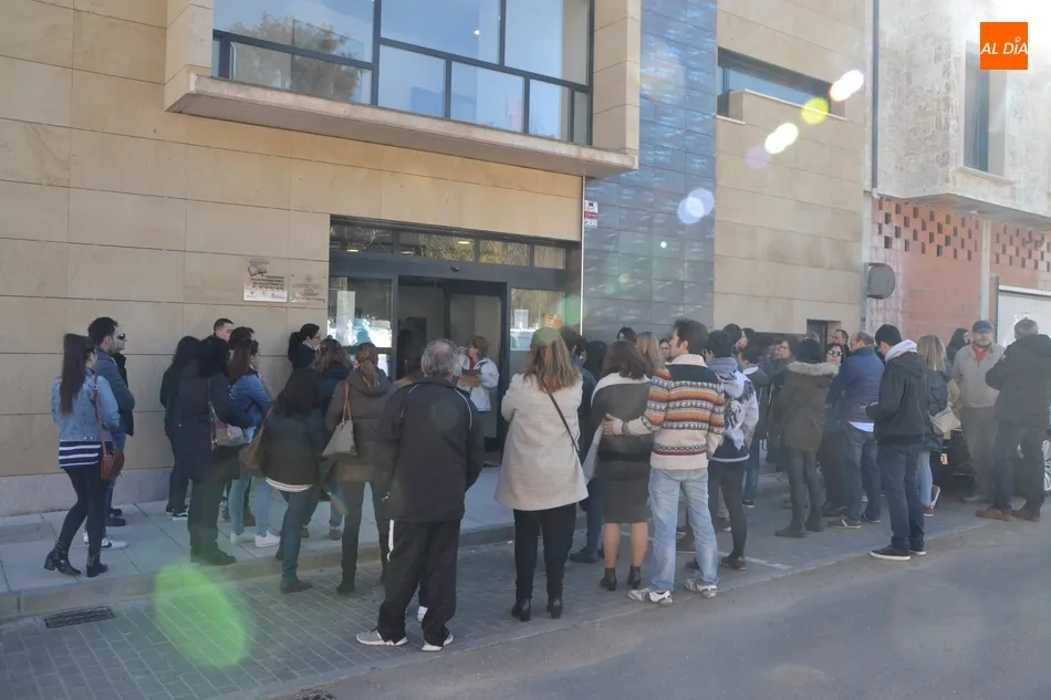 Foto 4 - Un total de 64 personas afrontan el examen para convertirse en administrativos del Ayuntamiento  