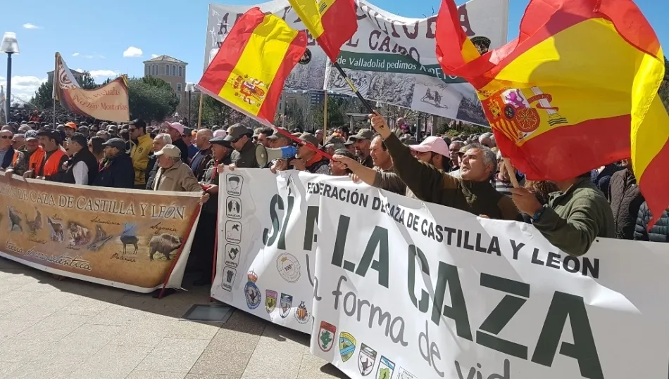 Cazadores y agricultores de la región, en la manifestación que tuvo lugar el miércoles en Valladolid. Foto Asaja