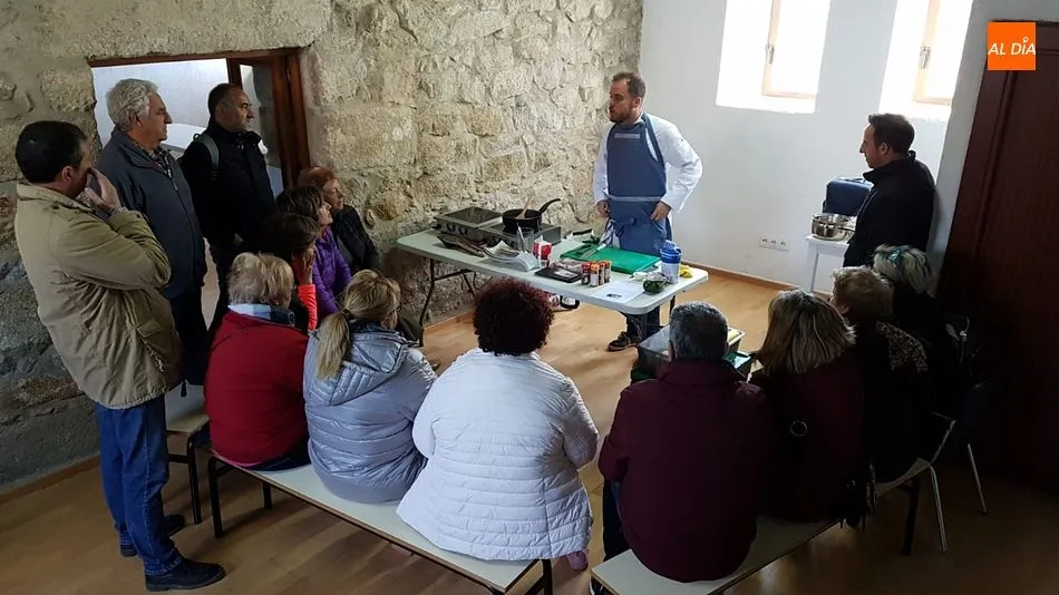Foto 3 - Comienza el curso de cocina de la Mancomunidad de la Sierra de Francia