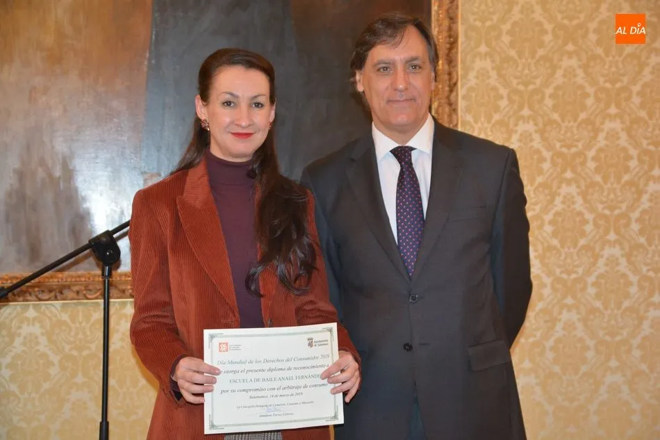 Foto 7 - El Ayuntamiento premia a los establecimientos adheridos a la Junta Arbitral de Consumo