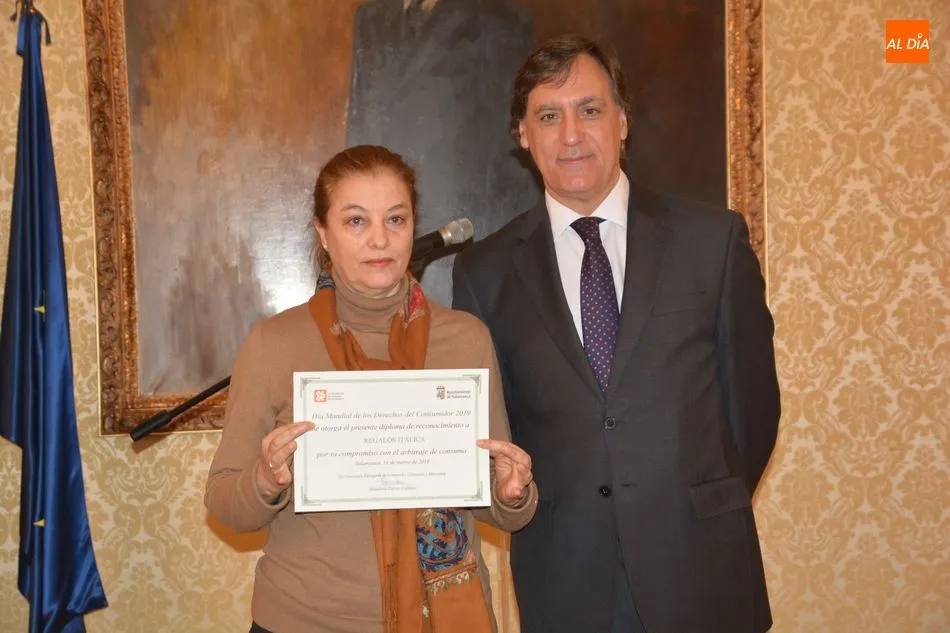 Foto 4 - El Ayuntamiento premia a los establecimientos adheridos a la Junta Arbitral de Consumo