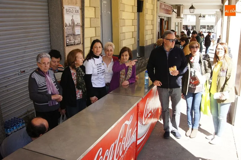 Foto 5 - La Operaci&oacute;n Bocata de Guijuelo reparte 1.350 bocadillos