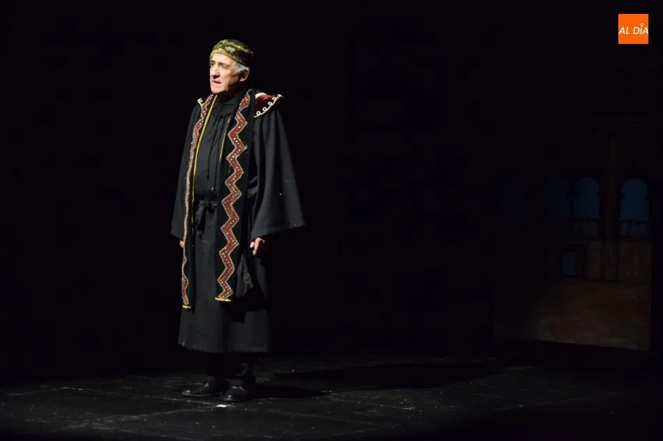 Foto 9 - La &lsquo;Historia de la doncella elocuent&iacute;sima Luisa de Medrano&rsquo; llena el Teatro Juan del Enzina