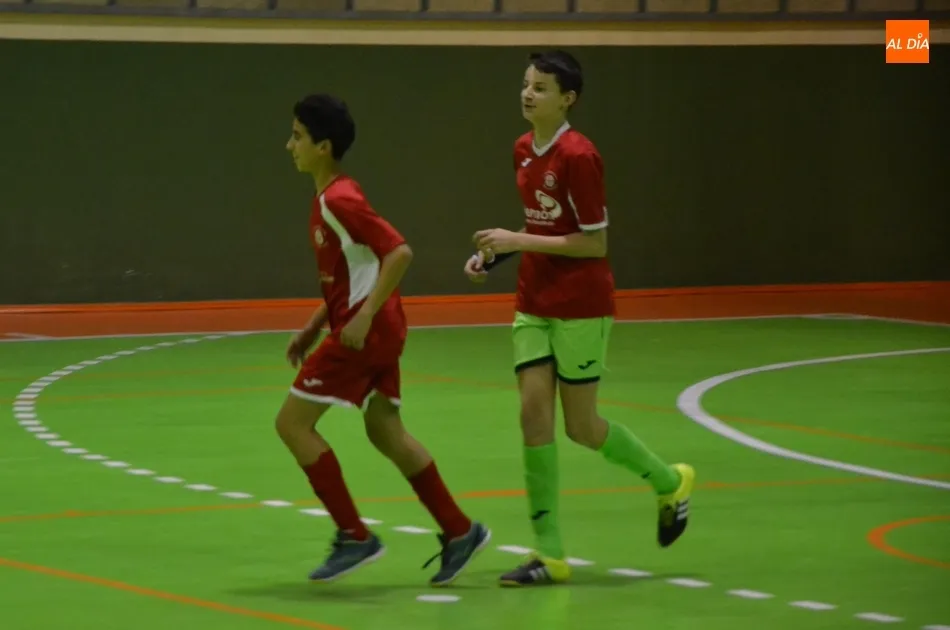 Entretenido partido de infantiles para abrir un fin de semana totalmente decisivo  