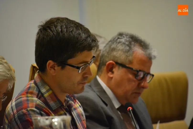 Foto 2 - Ganemos afirma que &ldquo;los presupuestos son electoralistas y representan el final de una &eacute;poca&rdquo;