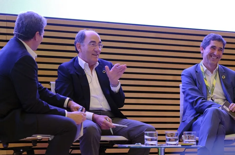 Foto 2 - Ignacio Gal&aacute;n se re&uacute;ne con m&aacute;s de 300 empleados de Iberdrola y les anima a cumplir nuevos retos  