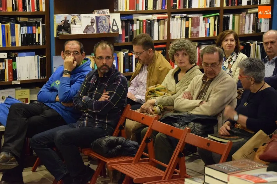 Foto 4 - El escritor Pablo Andr&eacute;s Escapa presenta &lsquo;F&aacute;brica de prodigios&rsquo; en Letras Corsarias  