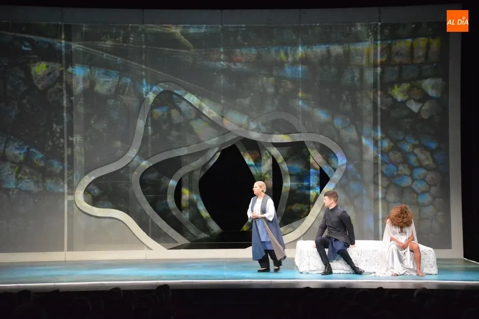 Foto 6 - Exitoso regreso de Lolita Flores al escenario del Teatro Liceo con la obra &lsquo;Fedra&rsquo;