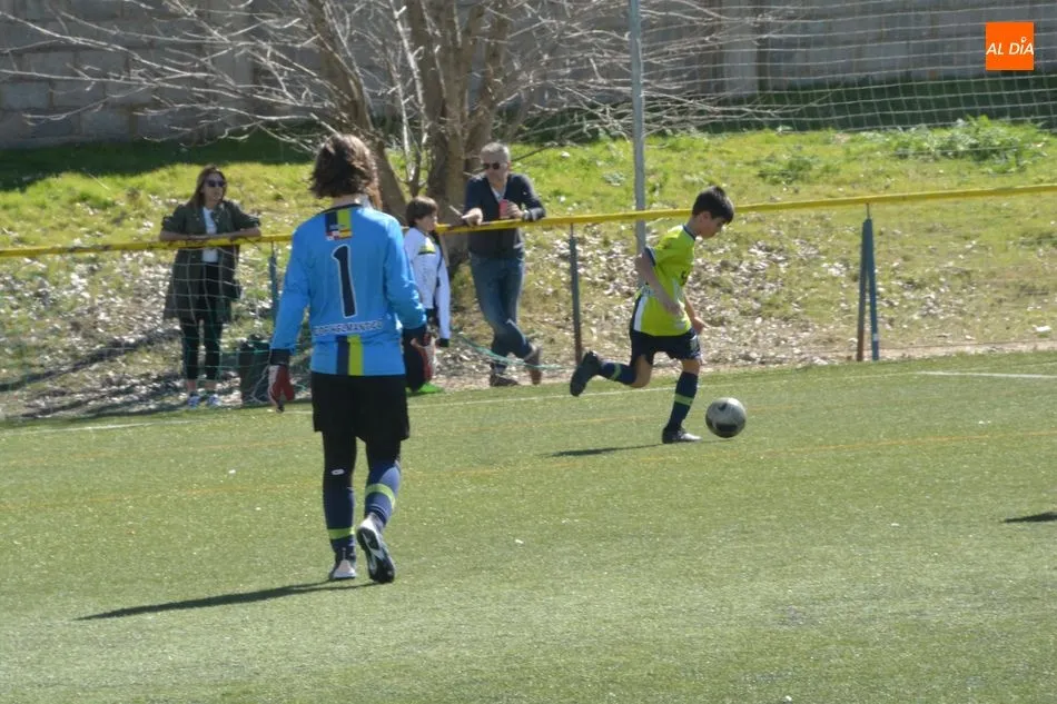 Foto 11 - Resultados, clasificaciones e im&aacute;genes del f&uacute;tbol base provincial