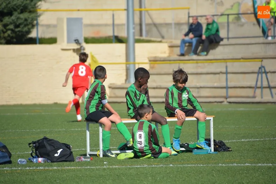 Foto 3 - Resultados, clasificaciones e im&aacute;genes del f&uacute;tbol base provincial