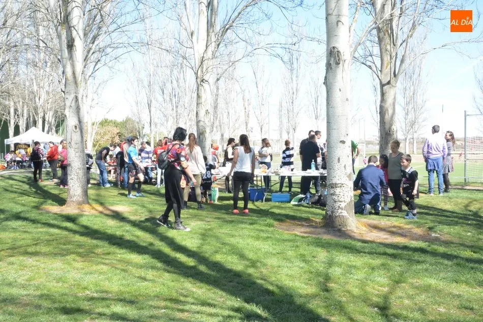 Foto 10 - La pasi&oacute;n por el rugby invade la Aldehuela