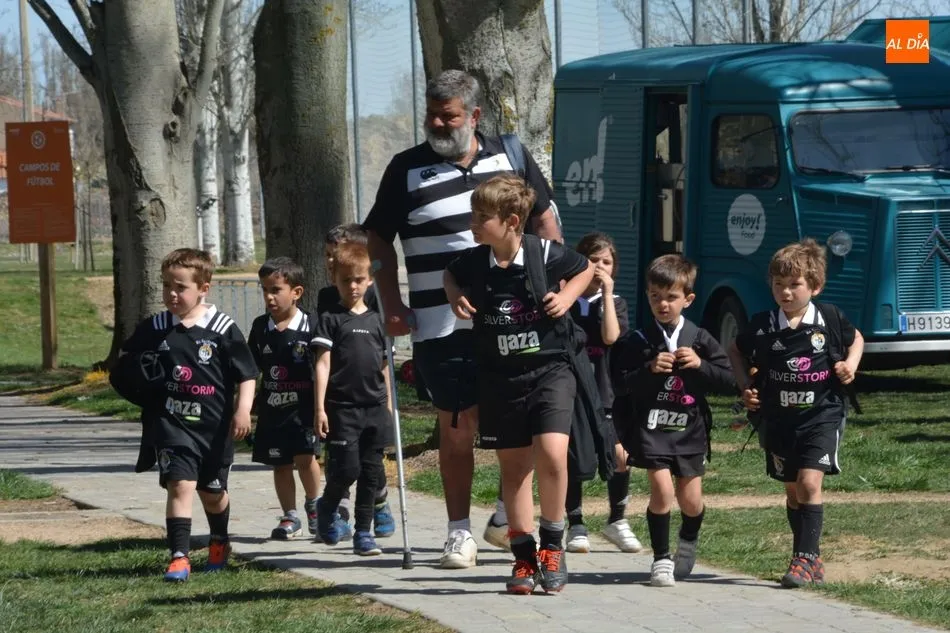 Foto 4 - La pasi&oacute;n por el rugby invade la Aldehuela