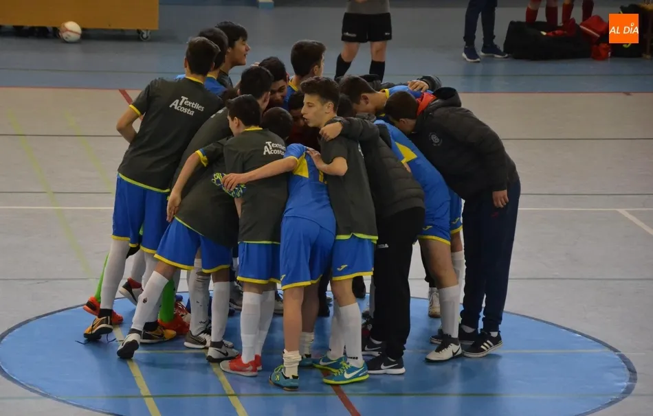 Foto 3 - El III Columnas revalida el t&iacute;tulo de campe&oacute;n bicomarcal Cadete  