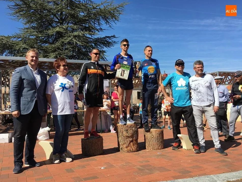 Foto 2 - Ciudadanos C&rsquo;s Do&ntilde;inos apuesta por el deporte para mejorar la localidad