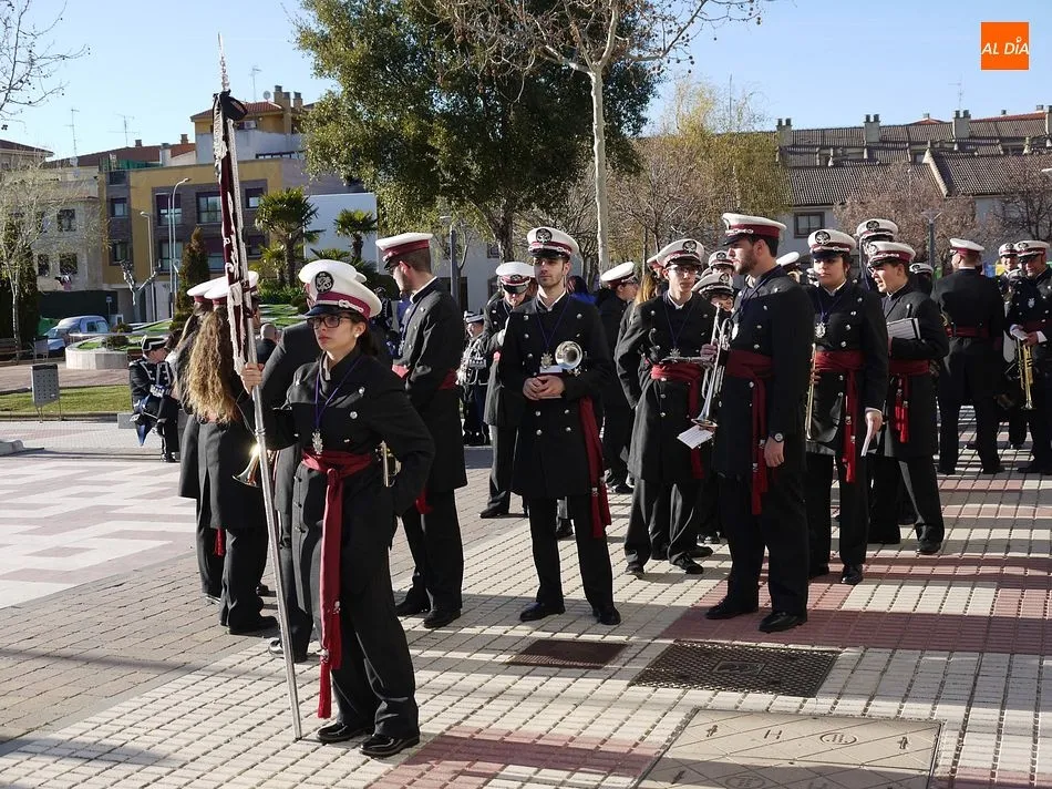 Foto 6 - La m&uacute;sica toma las calles de Carbajosa de la Sagrada