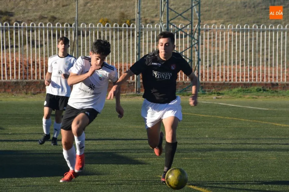 Foto 4 - Resultados, clasificaciones e im&aacute;genes del f&uacute;tbol base regional