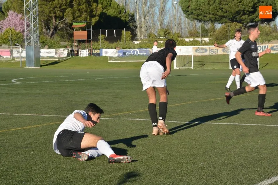 Foto 3 - Resultados, clasificaciones e im&aacute;genes del f&uacute;tbol base regional