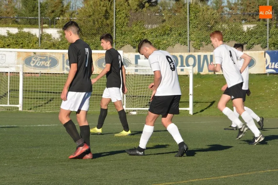 Foto 2 - Resultados, clasificaciones e im&aacute;genes del f&uacute;tbol base regional