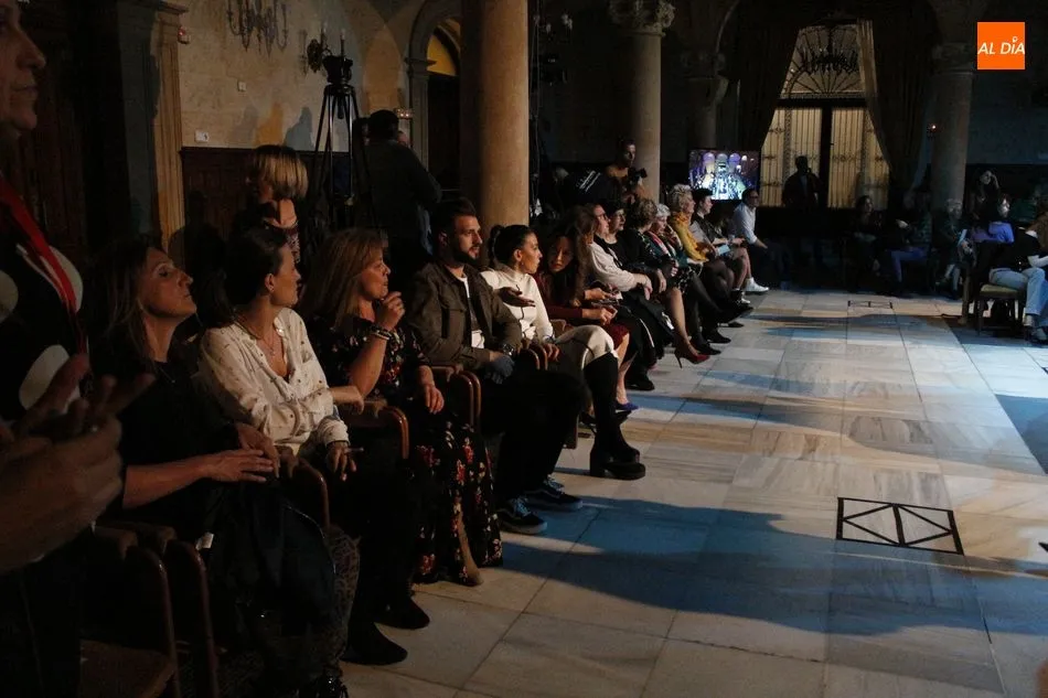 Foto 7 - Los modelos de &lsquo;Desfila Salamanca&rsquo; deslumbran al p&uacute;blico