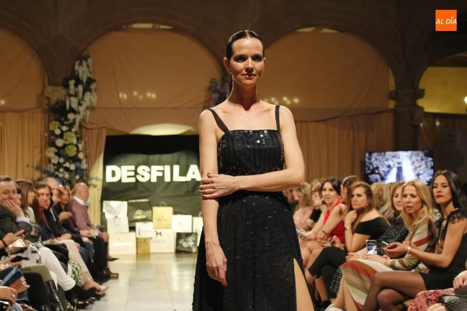 Foto 10 - Los modelos de &lsquo;Desfila Salamanca&rsquo; deslumbran al p&uacute;blico