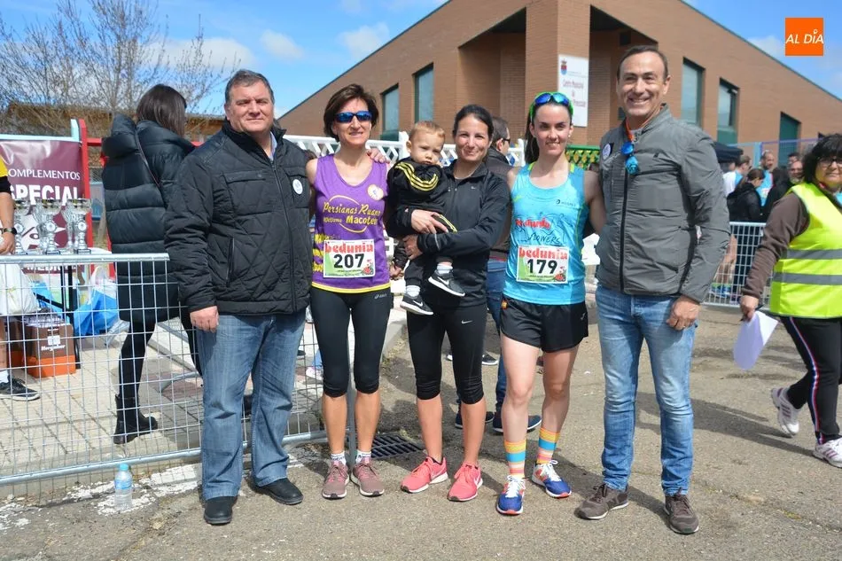 Foto 5 - Javier Rom&aacute;n y Leticia Mart&iacute;n vencen en la VI Carrera Solidaria de Carbajosa de la Sagrada
