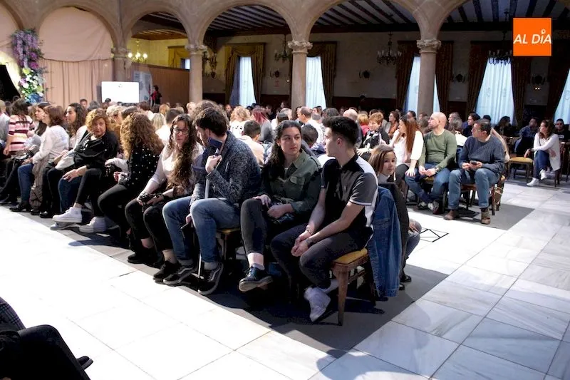Foto 6 - Los m&aacute;s peque&ntilde;os triunfan en la pasarela &lsquo;Desfila Salamanca&rsquo;