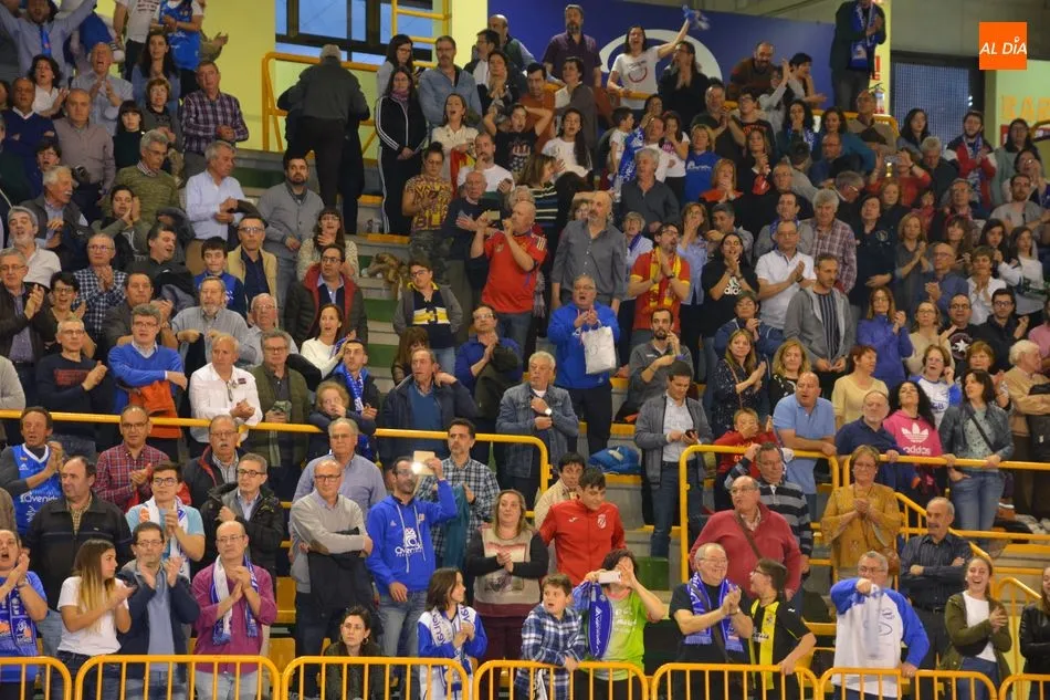 Foto 3 - Perfumer&iacute;as Avenida olvida la eliminaci&oacute;n europea arrollando a Uni Girona (80-53)