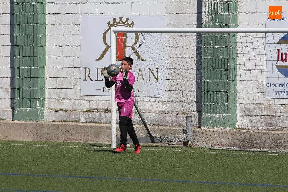 Foto 2 - Juvenil, Infantil y Alev&iacute;n C, &uacute;nicas victorias de la base del CD Guijuelo en la jornada