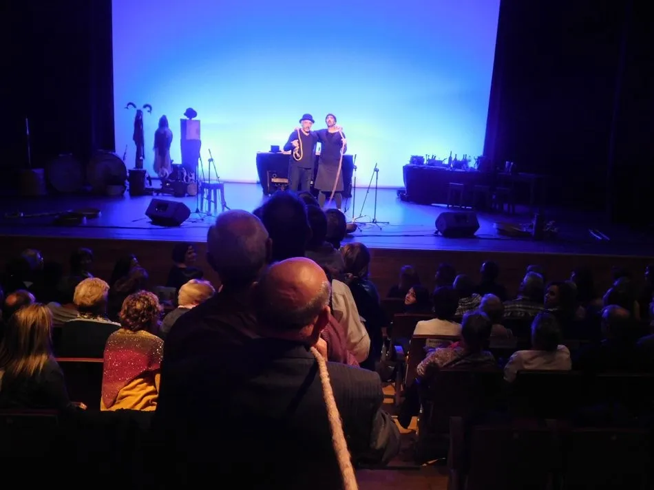 Foto 11 - Mayalde abre el XIX Festival de Folclore &lsquo;Federico Lozano&rsquo; con una tarde m&aacute;gica en el...