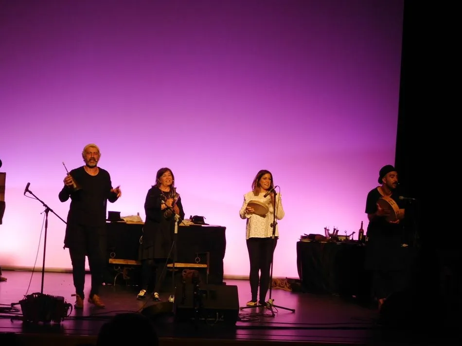Foto 7 - Mayalde abre el XIX Festival de Folclore &lsquo;Federico Lozano&rsquo; con una tarde m&aacute;gica en el...