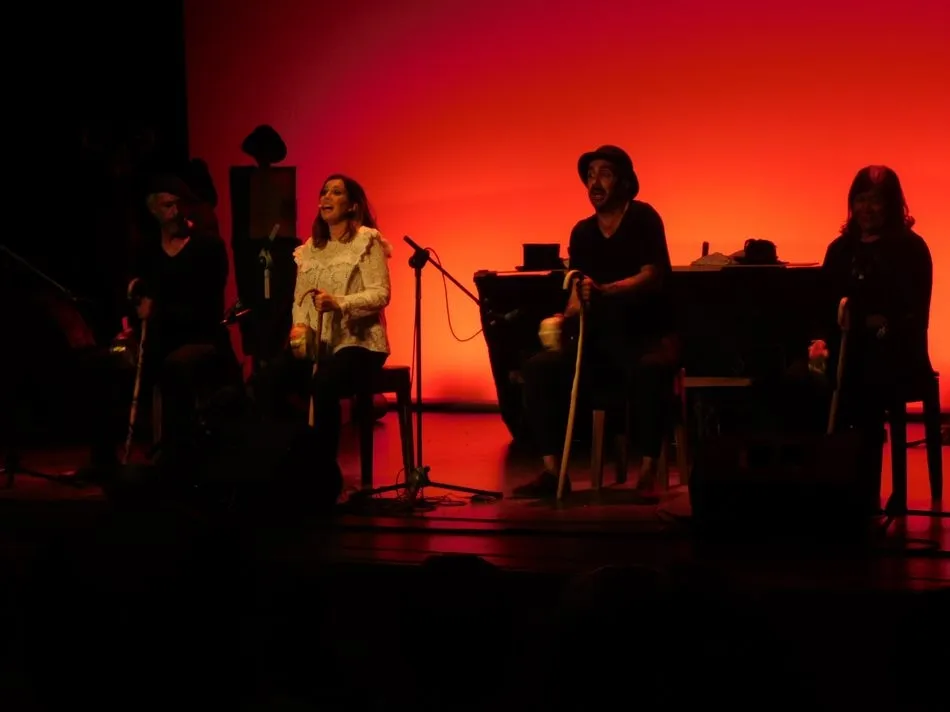 Foto 4 - Mayalde abre el XIX Festival de Folclore &lsquo;Federico Lozano&rsquo; con una tarde m&aacute;gica en el...