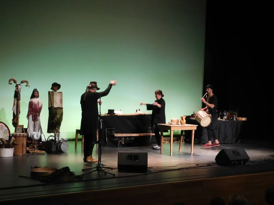 Foto 2 - Mayalde abre el XIX Festival de Folclore &lsquo;Federico Lozano&rsquo; con una tarde m&aacute;gica en el...