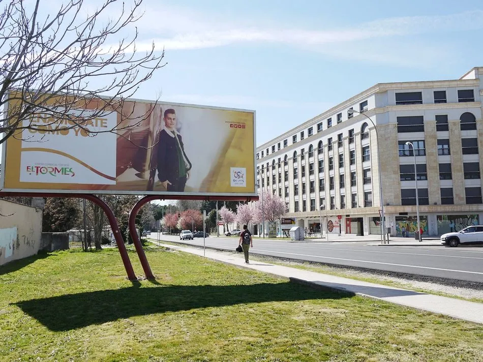 Foto 6 - Siete clientes de El Tormes, protagonistas de las vallas publicitarias del Centro Comercial  