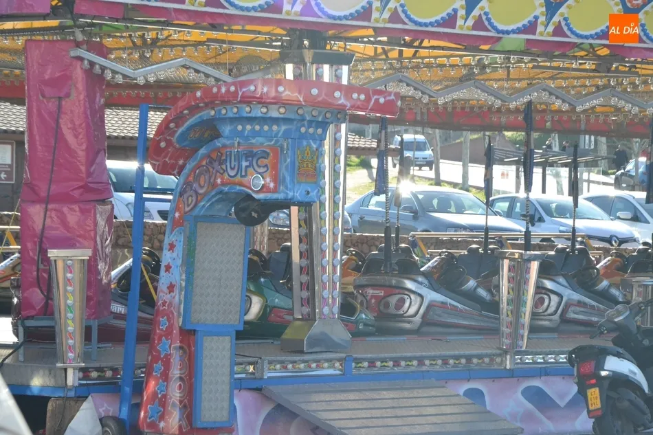 Foto 8 - Los coches chocones se quedan como los &uacute;ltimos supervivientes del Carnaval  