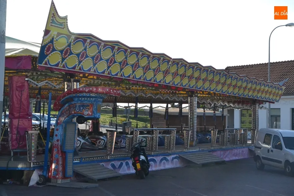 Foto 7 - Los coches chocones se quedan como los &uacute;ltimos supervivientes del Carnaval  