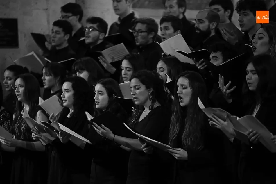 Foto 3 - M&uacute;sica barroca para encandilar a una repleta Catedral Vieja