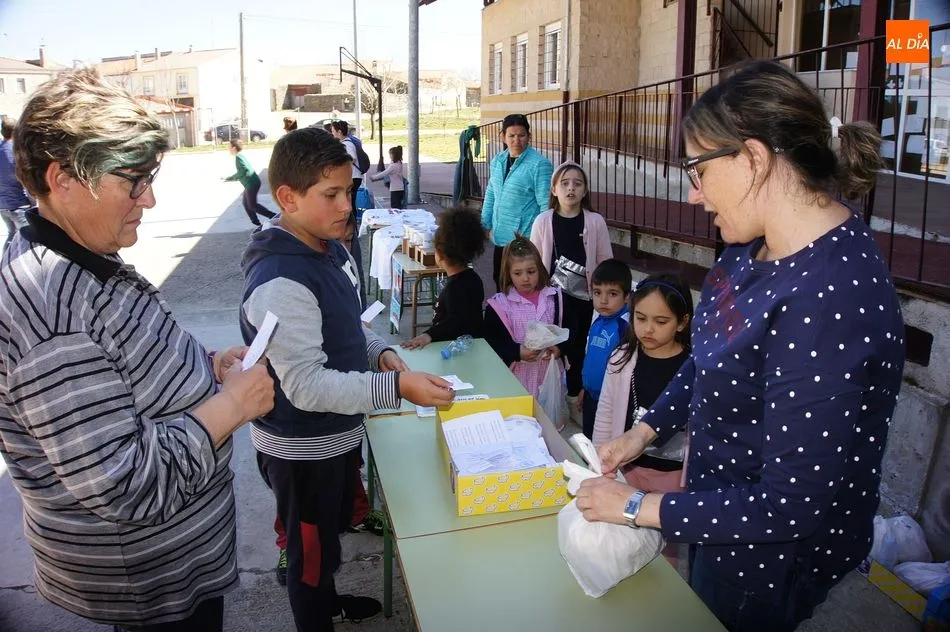 Foto 6 - Fuenterroble de Salvatierra celebra la Operaci&oacute;n Bocata