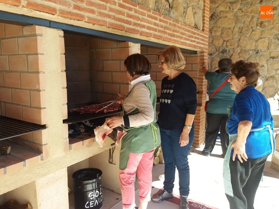 Foto 10 - El Tornadizo vive una primaveral matanza t&iacute;pica