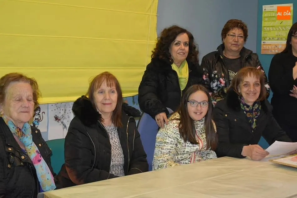 Foto 3 - La Asociaci&oacute;n de Mujeres Emprendedoras de Guijuelo traslada su sede al antiguo local juvenil