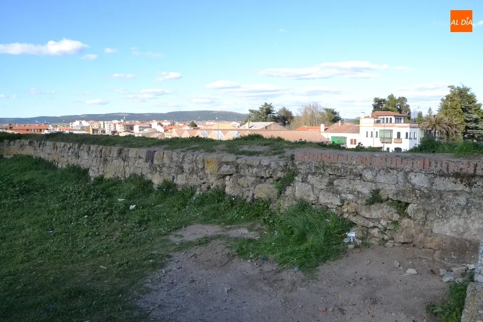Foto 5 - Los coches chocones tambi&eacute;n abandonan Mir&oacute;briga  