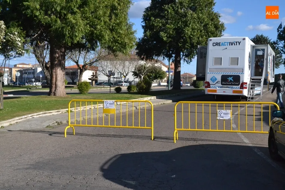 1Foto: Un autobús para fomentar el ingenio... y los metros extra a cuatro ruedas  