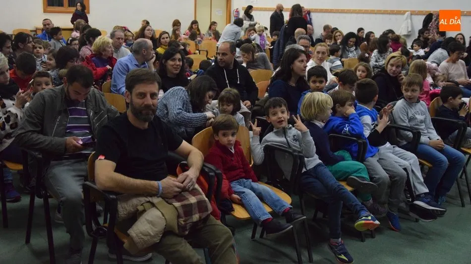 Pequeños y mayores ha disfrutado con la propuesta Hasta las gotas. Foto: Eva Fernández