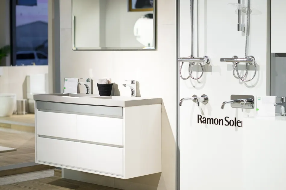 Foto 7 - Comercial Anaya renueva completamente sus exposiciones de ba&ntilde;os y cocinas