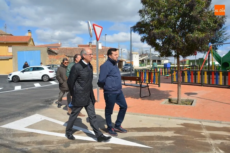 Foto 10 - Javier Iglesias conoce &lsquo;in situ&rsquo; las inversiones realizadas en Castellanos de Villiquera con...