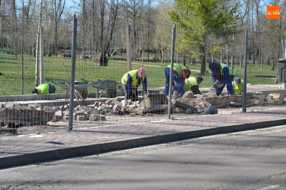 Foto 10 - Contin&uacute;an los trabajos para ganar m&aacute;s de 20 plazas de aparcamiento en la Avenida de La Concha  