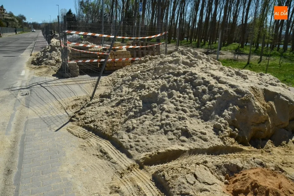 Foto 11 - Contin&uacute;an los trabajos para ganar m&aacute;s de 20 plazas de aparcamiento en la Avenida de La Concha  