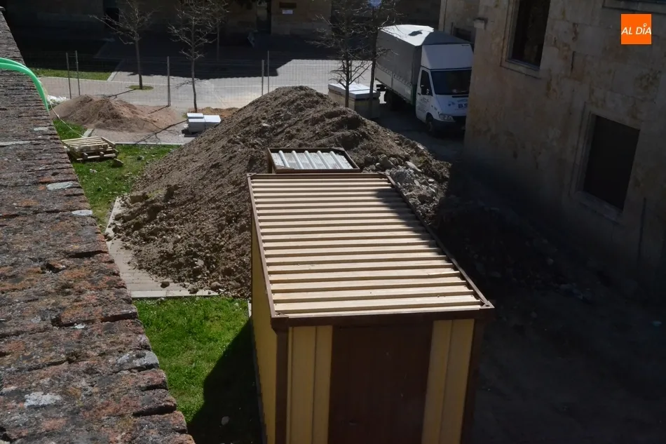 Foto 6 - El Ayuntamiento espera que tras este jueves se pueda reactivar la intervenci&oacute;n en el adarve  