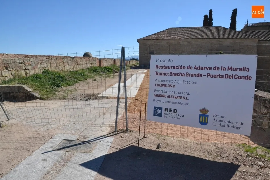 Foto 4 - El Ayuntamiento espera que tras este jueves se pueda reactivar la intervenci&oacute;n en el adarve  