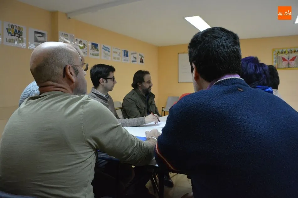 Foto 5 - Fevesa y Asaljar se re&uacute;nen con los grupos municipales para abordar la problem&aacute;tica del juego